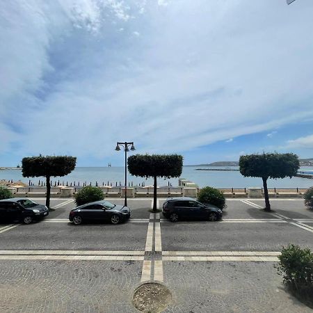 La Finestra Sul Mare B&B Crotone Luaran gambar