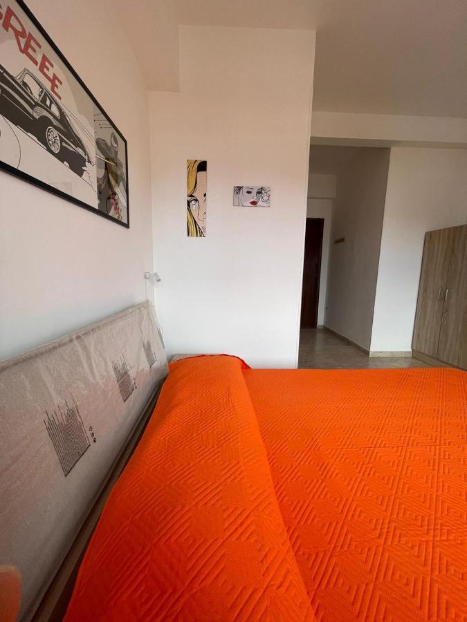 La Finestra Sul Mare B&B Crotone Luaran gambar