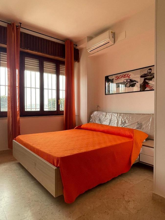 La Finestra Sul Mare B&B Crotone Luaran gambar