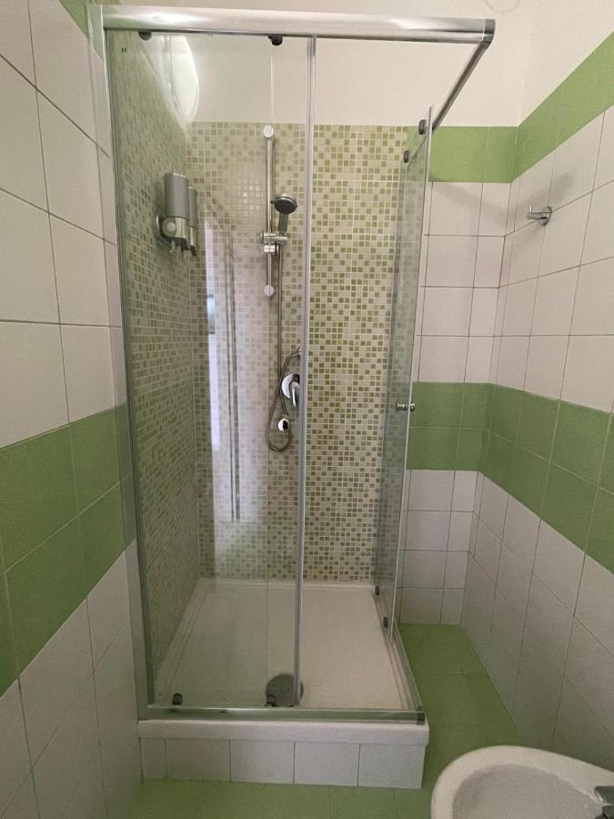 La Finestra Sul Mare B&B Crotone Luaran gambar