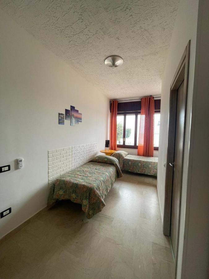 La Finestra Sul Mare B&B Crotone Luaran gambar